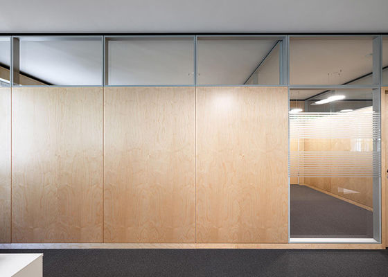 Sistema de pared divisoria de vidrio sólido cortado acero melamina HPL con puerta